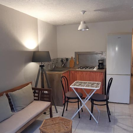 Appartement La Ferme De Manon à Montferrat  Extérieur photo